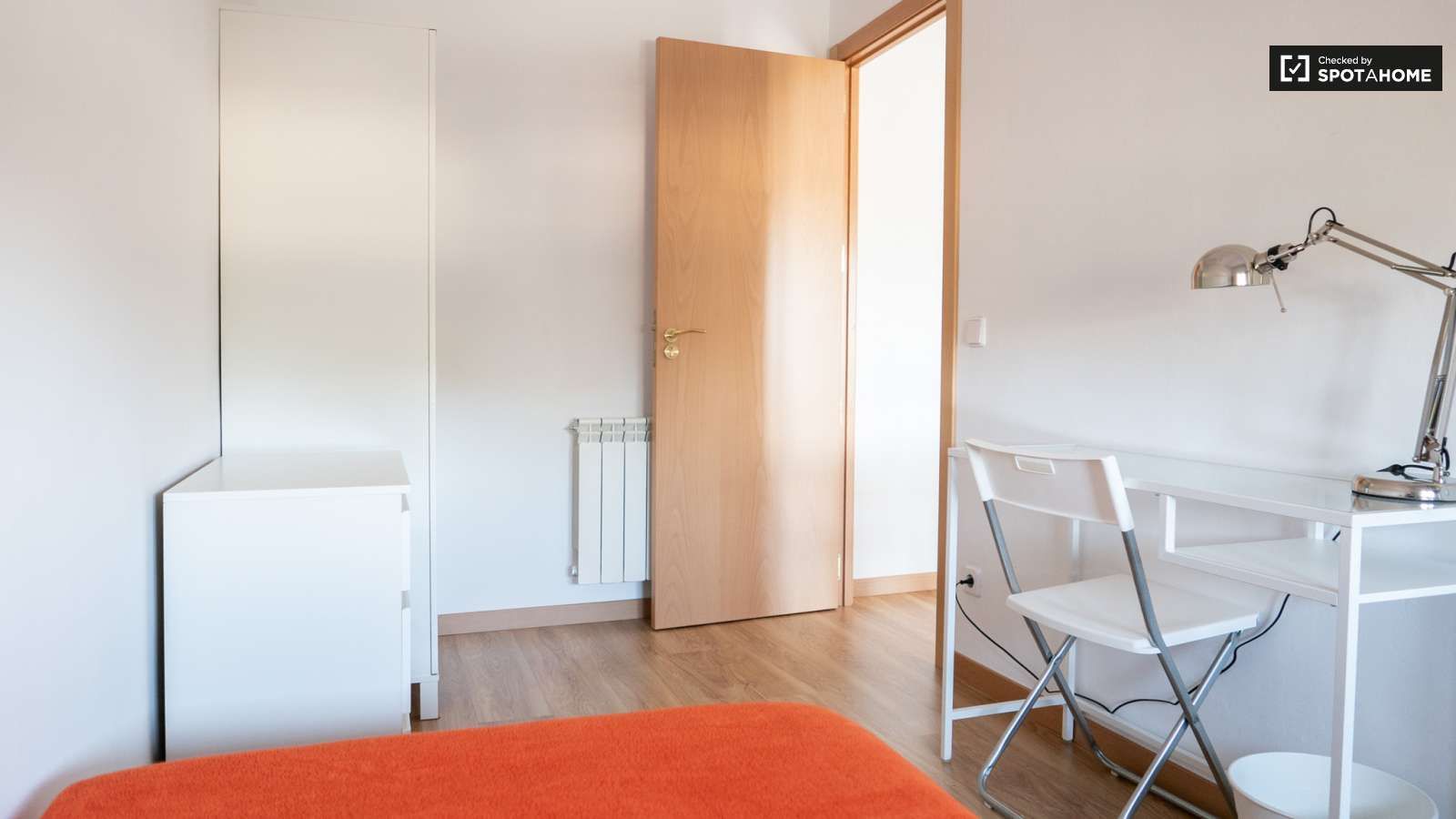 Flat to share in Pinar del Rey