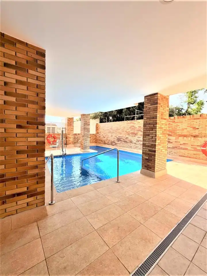 Swimming pool of Flat for rent in Roquetas de Mar  with Terrace, Furnished and Community pool