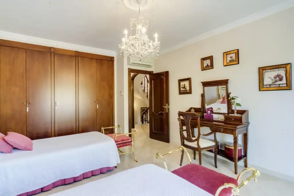 Habitación de Casa o chalet en venta en Alhaurín El Grande con Aire acondicionado, Calefacción y Jardín privado