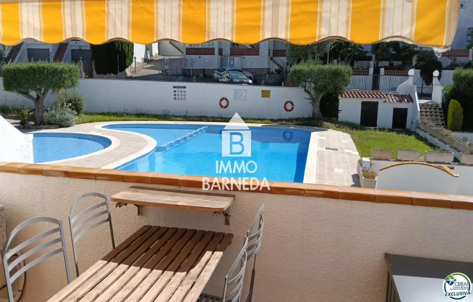 Außenansicht von Wohnung zum Verkauf in Roses mit Klimaanlage, Heizung und Terrasse