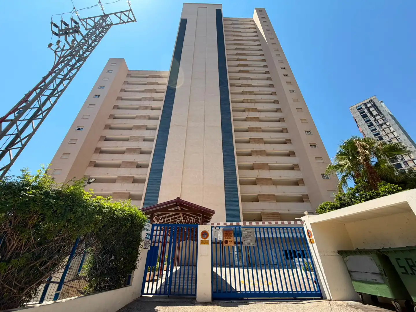 Apartament amb terrassa en venda a Calle Pekin