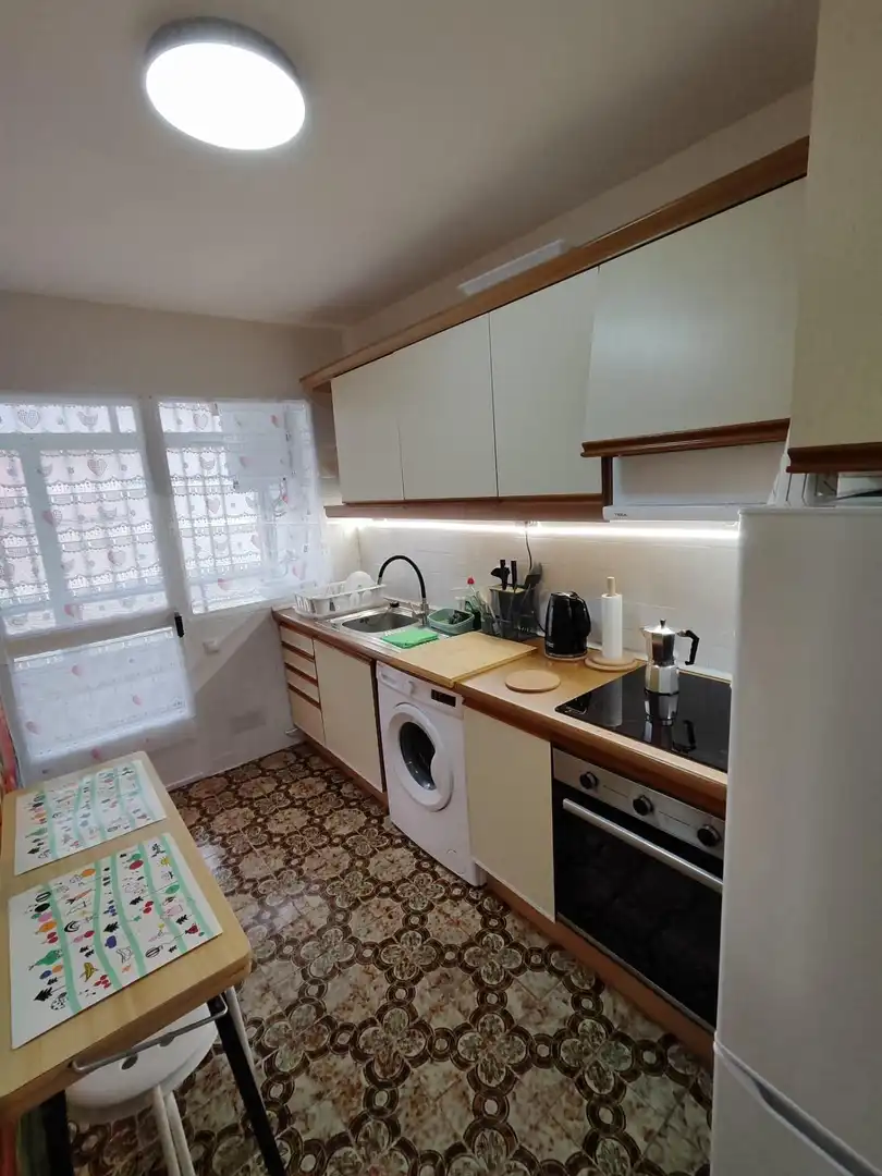 Cocina de Apartamento en venta en Alicante / Alacant con Aire acondicionado, Calefacción y Terraza