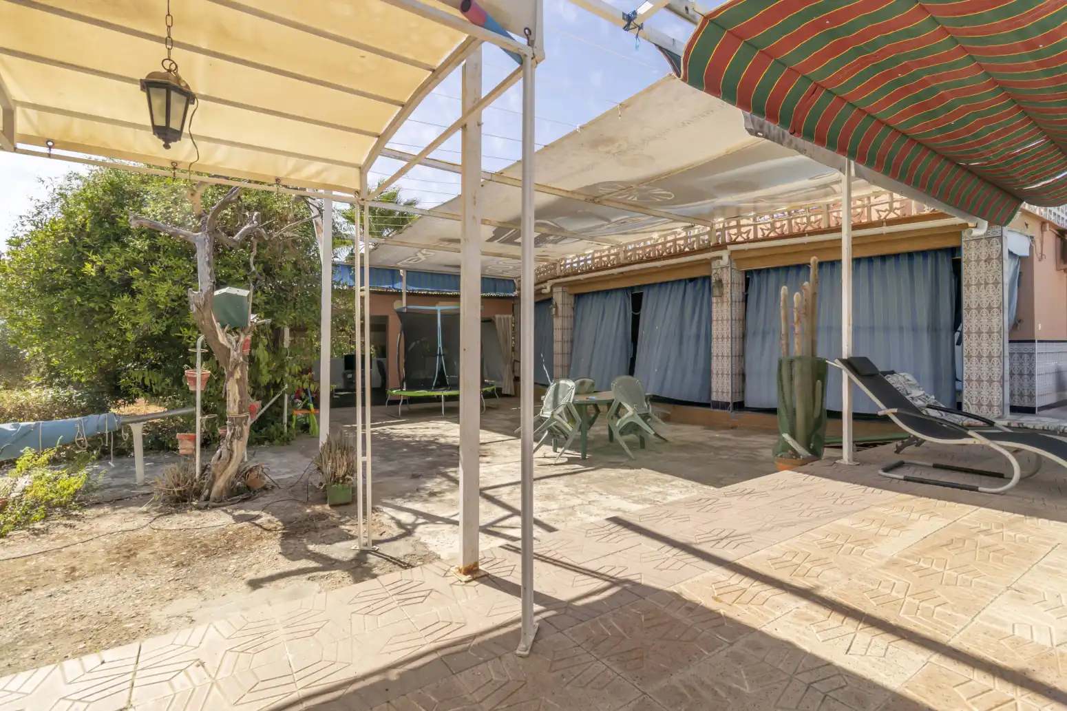 Terrasse von Haus oder Chalet zum Verkauf in Espartinas mit Klimaanlage, Terrasse und Schwimmbad