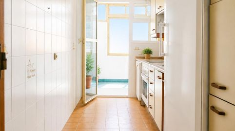 Foto 3 de Piso en venta en Calle Jacinto Benavente, Puerto Deportivo, Fuengirola