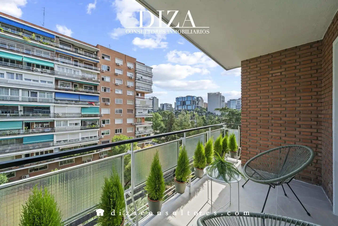 Piso con ascensor en venta en Avenida de Brasilia, imagen 4