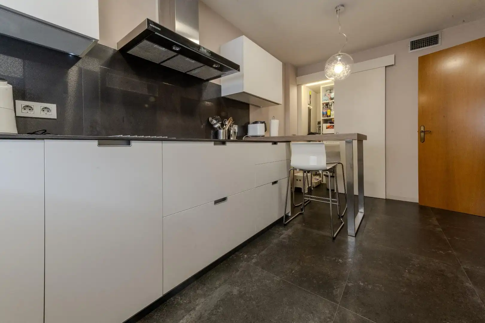 Cuina de Casa o xalet en venda en Castellar del Vallès amb Aire condicionat, Calefacció i Jardí privat