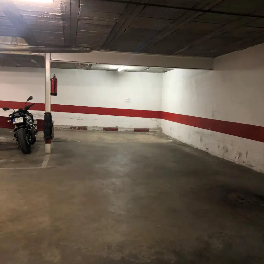 Aparcamiento en alquiler en Pont Major - Pedret - Campdorà, imagen 4