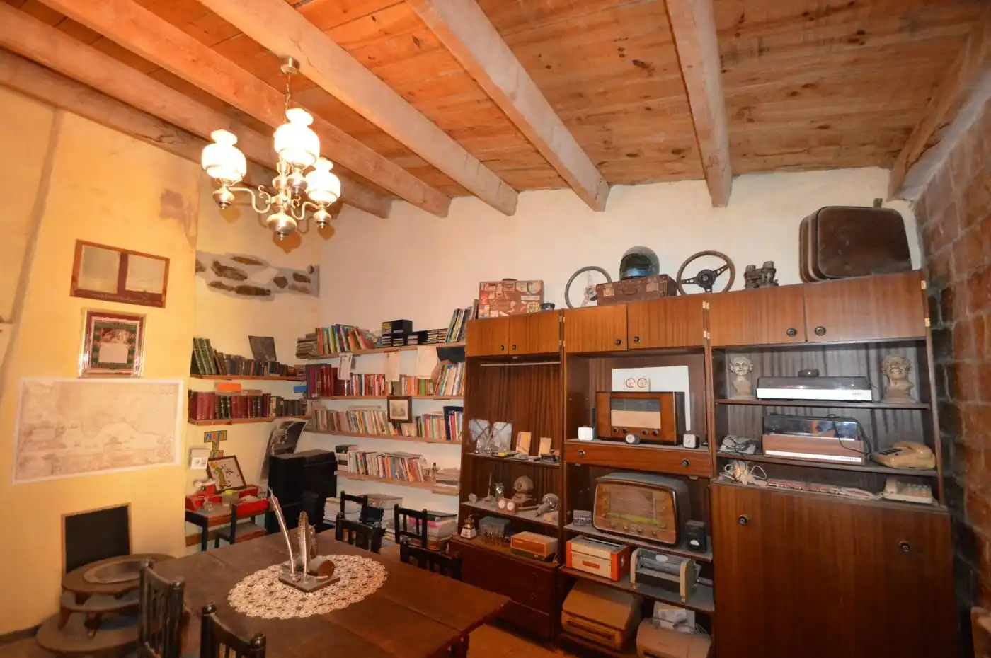 Sala d'estar de Finca rústica en venda en Sant Mateu amb Terrassa, Traster i Moblat