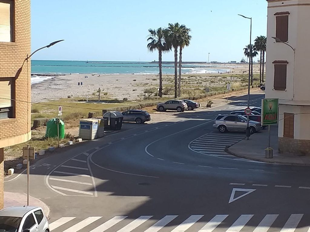 Flat to rent in Playa