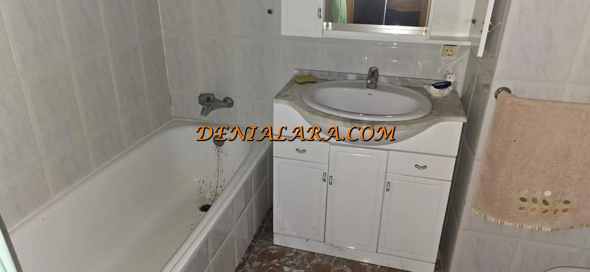 Baño de Piso en venta en Dénia con Calefacción, Trastero y Balcón