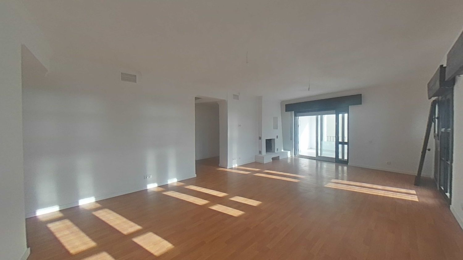 Living room of Flat for sale in Marbella  with Heating and Terrace