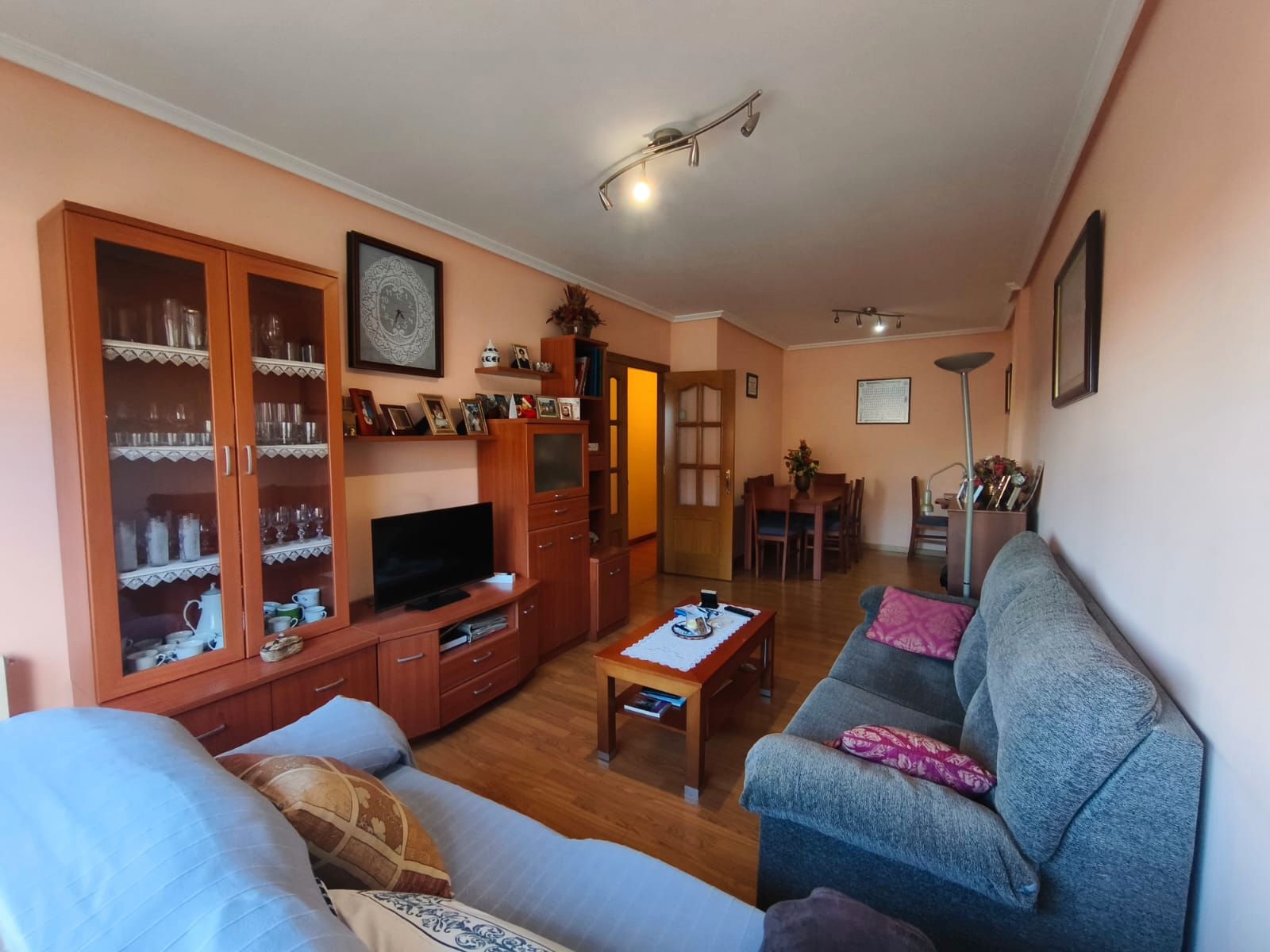 Sala d'estar de Pis en venda en Barbadás amb Calefacció, Parquet i Traster