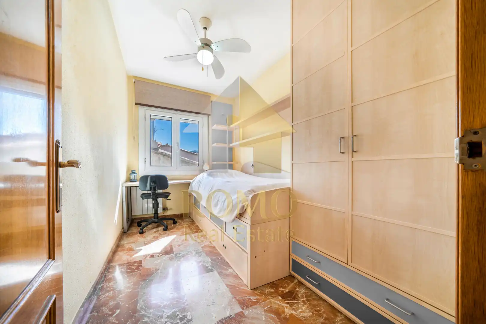 Casa adosada en venta en Plaça Ponent, La Llagosta