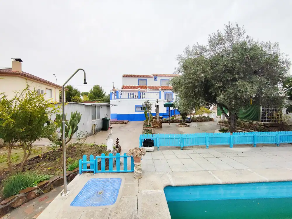 Vista exterior de Casa o chalet en venta en Colmenar de Oreja con Aire acondicionado, Calefacción y Parquet