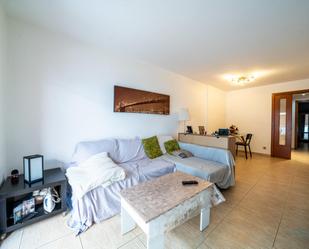 Living room of Flat for sale in Pineda de Mar  with Heating, Terrace and Balcony