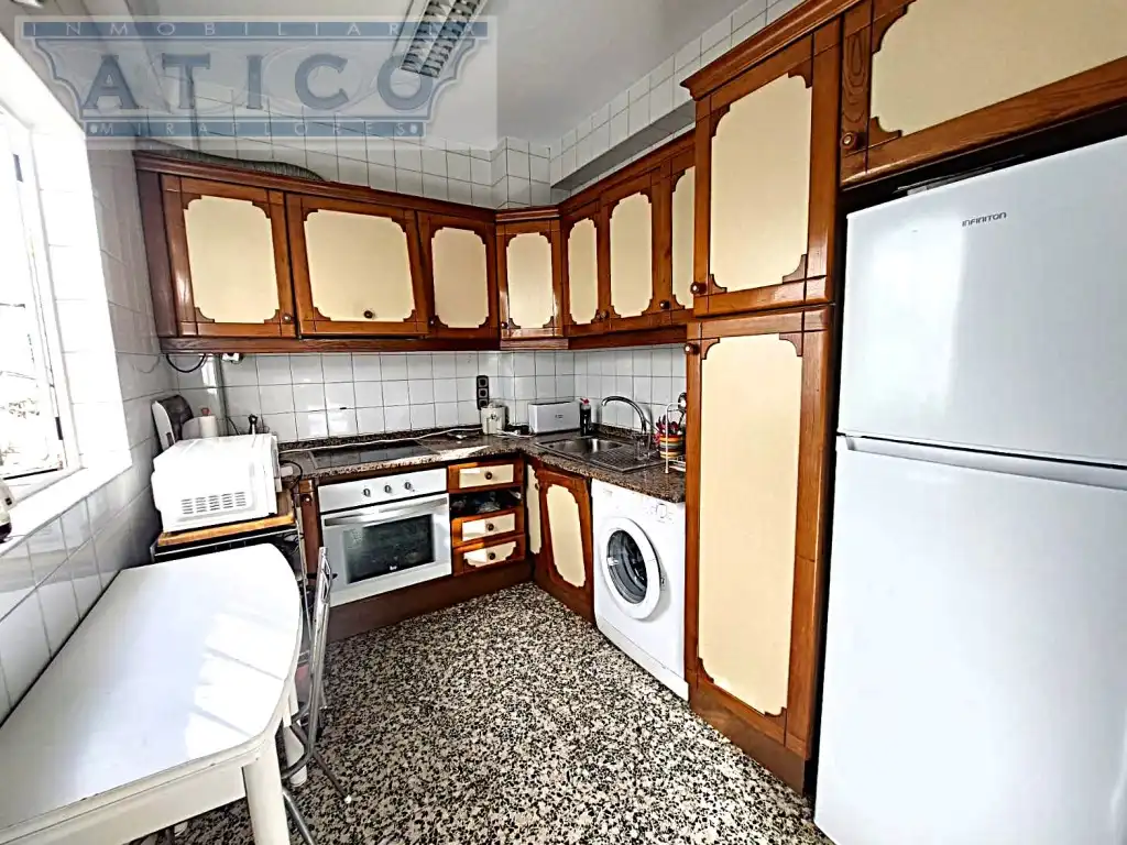 Kitchen of Houses for sale in Sevilla  with Air Conditioner and Terrace
