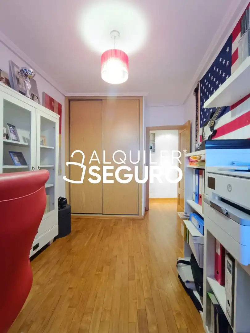 Piso con ascensor en alquiler en del Universo, imagen 17
