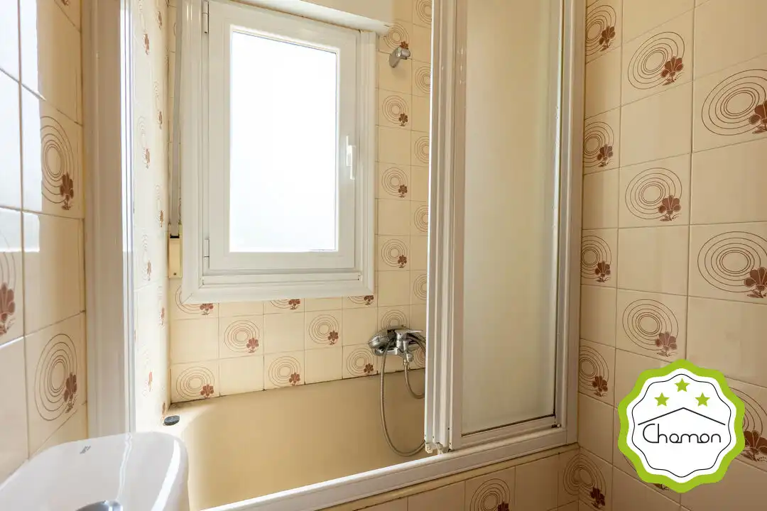 Baño de Piso en venta en Bilbao  con Calefacción, Jardín privado y Amueblado