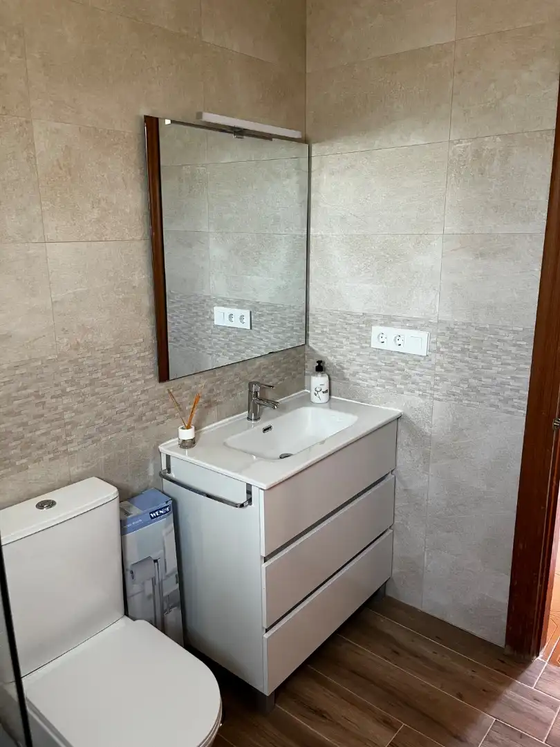 Badezimmer von Country house zum Verkauf in Mutxamel mit Privatgarten und Terrasse