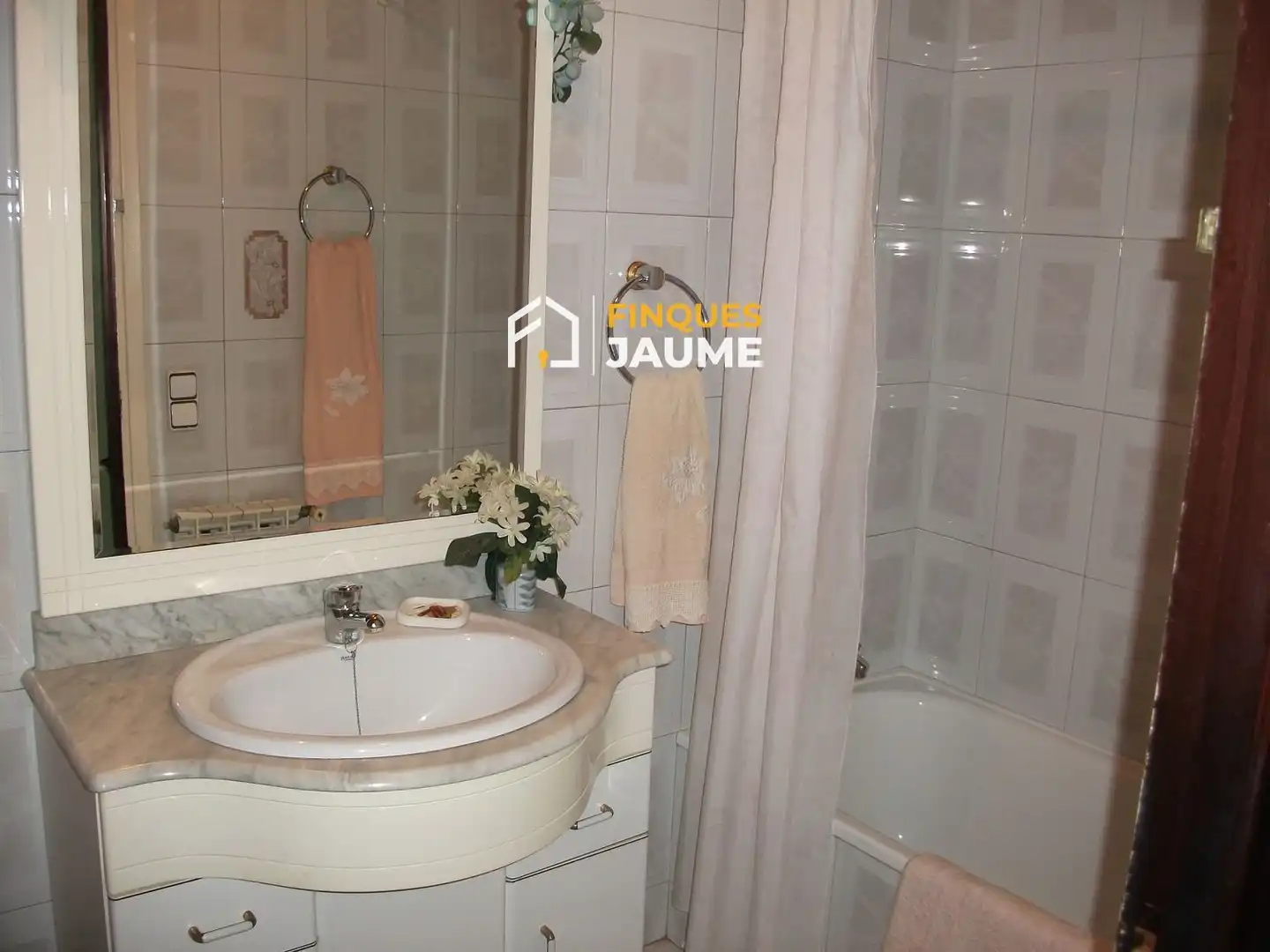 Baño de Casa o chalet en venta en Maials con Calefacción, Terraza y Trastero
