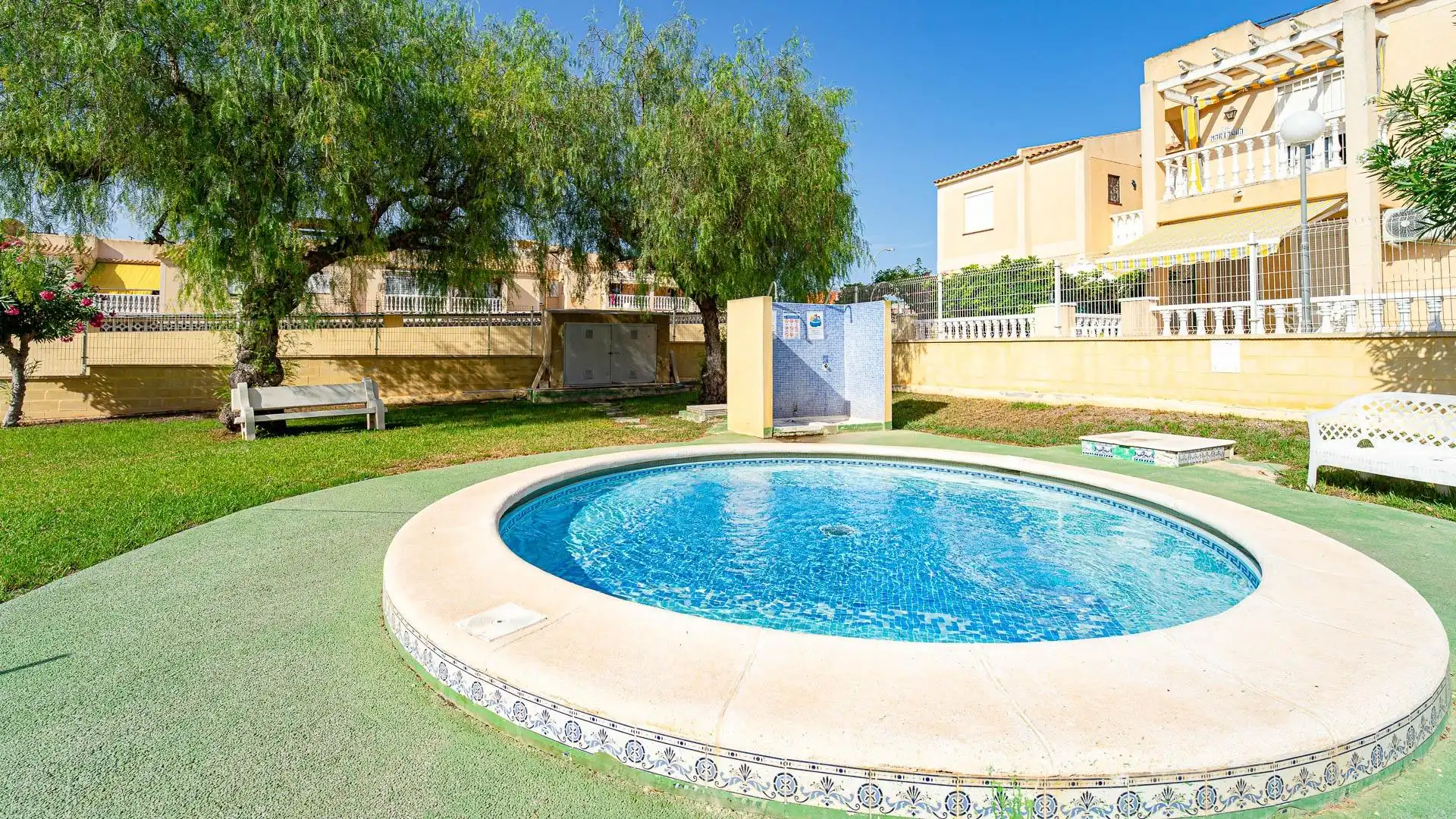 Bungalow con piscina in vendita a PANORAMA II, imagen 36