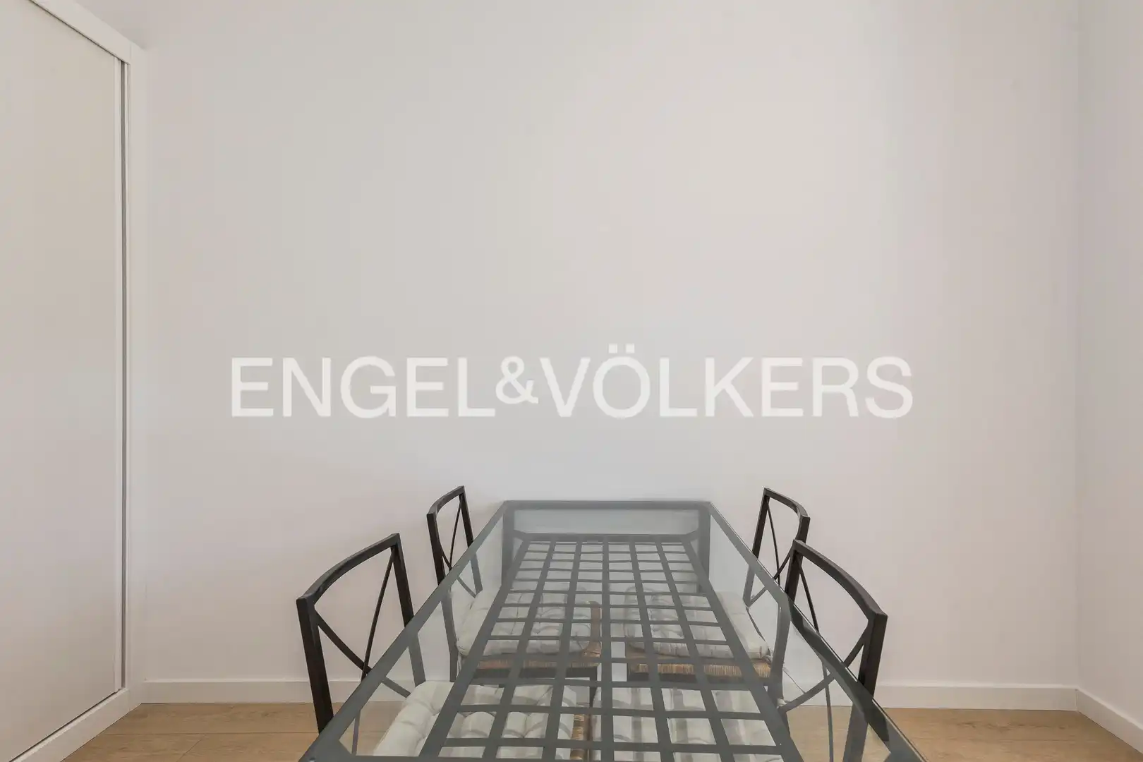 Comedor de Piso de alquiler en San Sebastián de los Reyes con Aire acondicionado y Calefacción