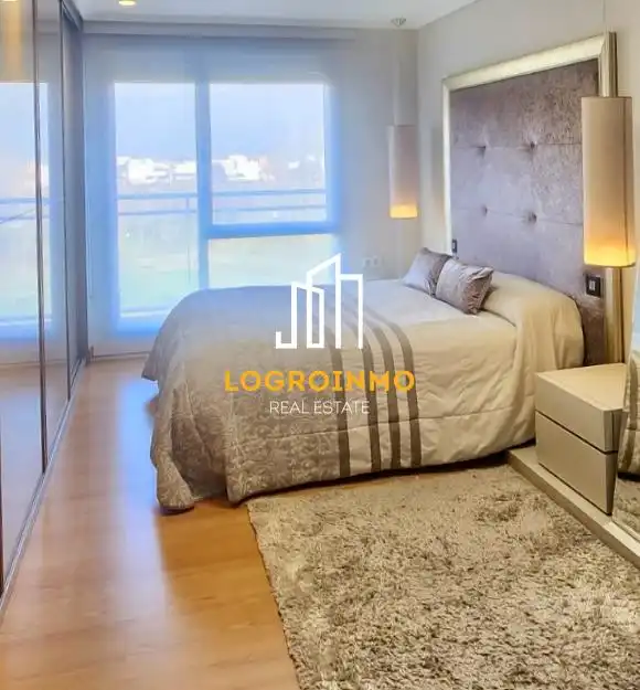 Schlafzimmer von Wohnung zum Verkauf in  Logroño mit Klimaanlage, Heizung und Terrasse
