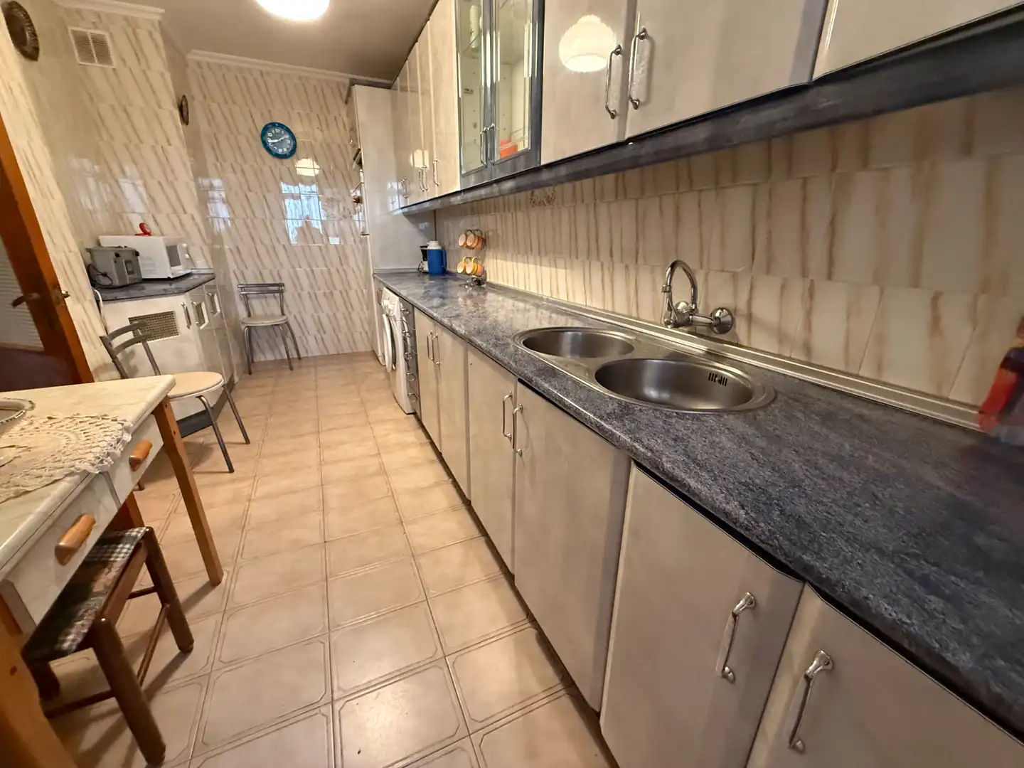 Kitchen of Flat for sale in Carpio  with Heating, Terrace and Storage room