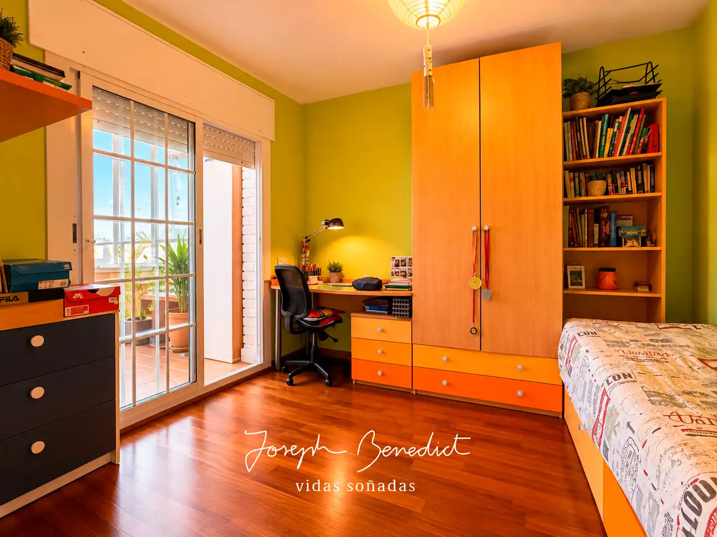 Bedroom of Houses for sale in Castelldefels  with Air Conditioner, Heating and Private garden