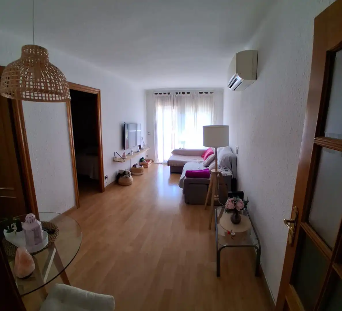 Sala de estar de Piso en venta en Sant Boi de Llobregat con Aire acondicionado, Calefacción y Balcón