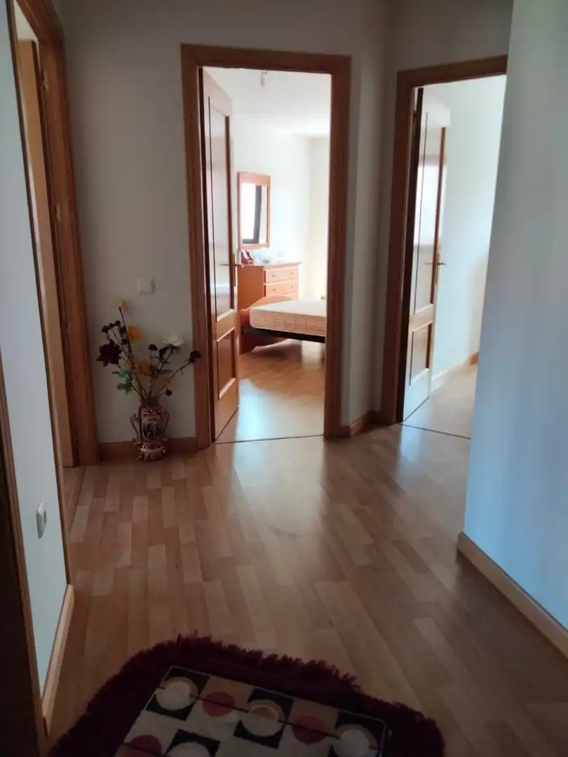 Piso en venta en Valderas con Parquet, Amueblado y TV