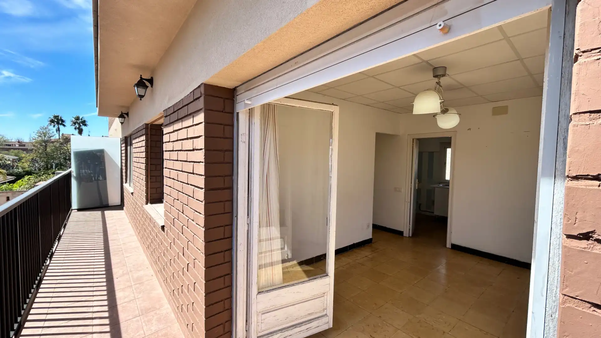 Piso en venta en Castelldefels con Terraza y Balcón