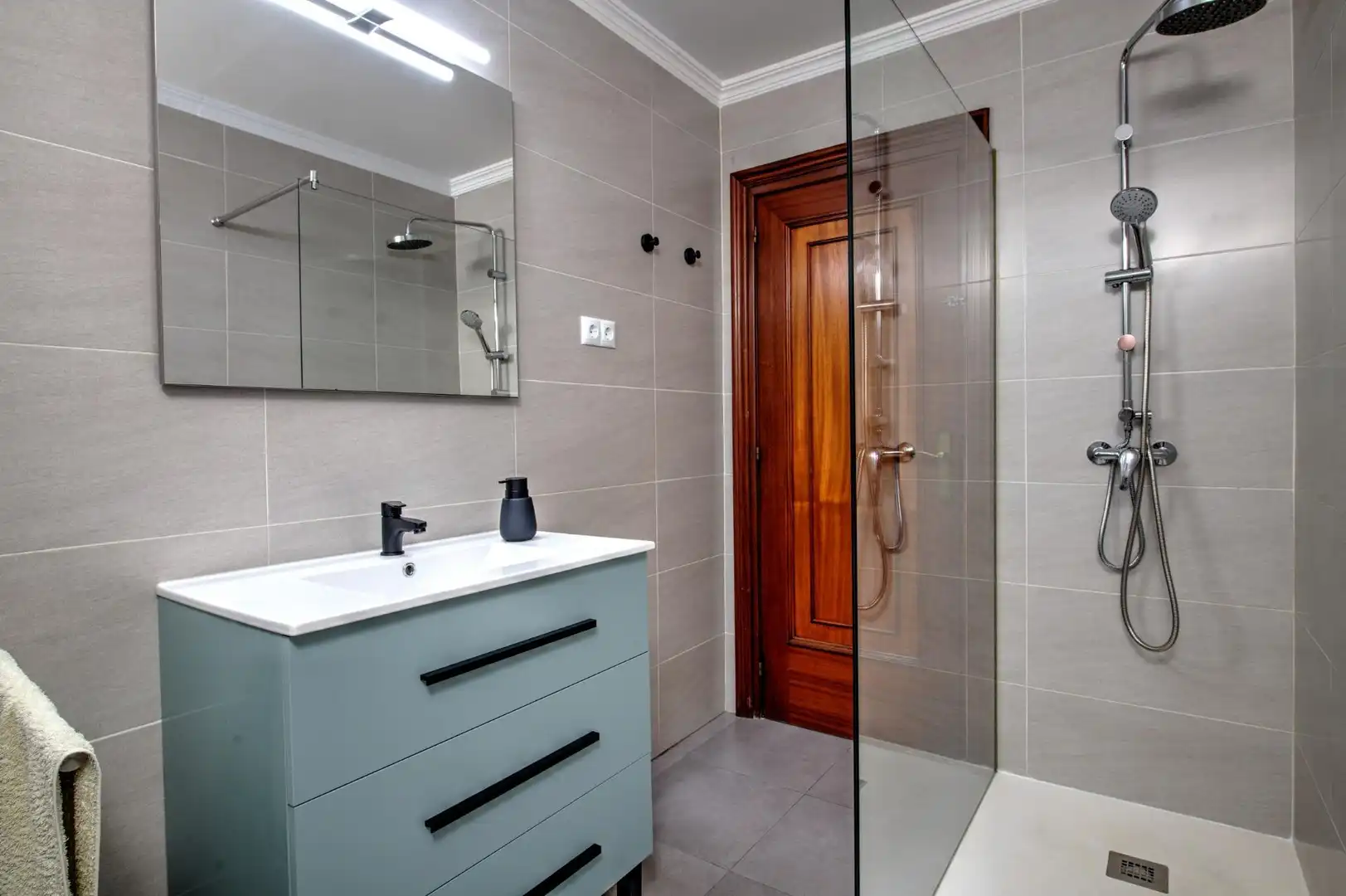 Bathroom of Flat for share in Alicante / Alacant