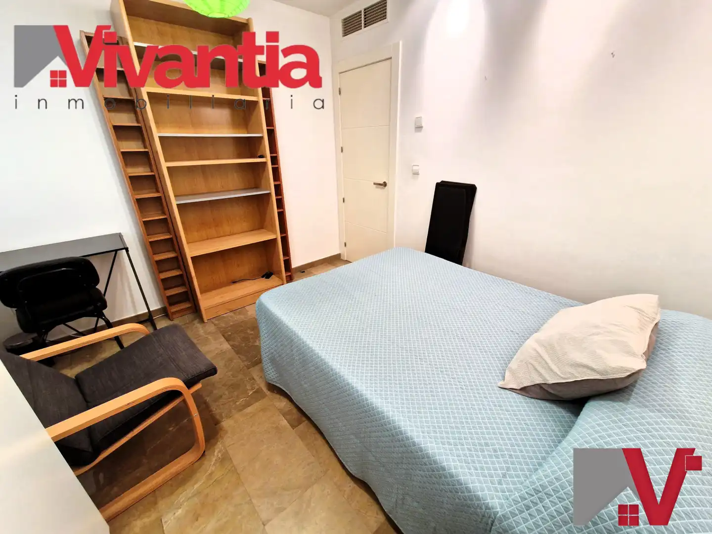 Bedroom of Flat for sale in Lorca  with Air Conditioner, Heating and Furnished