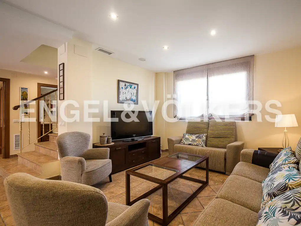 Sala d'estar de Finca rústica de lloguer en Cullera amb Aire condicionat, Calefacció i Terrassa