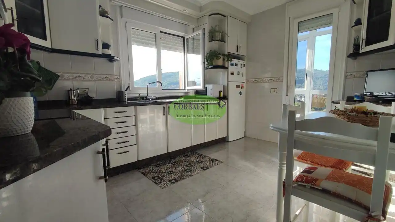 Kitchen of Houses for sale in Ourense Capital   with Heating, Private garden and Swimming Pool