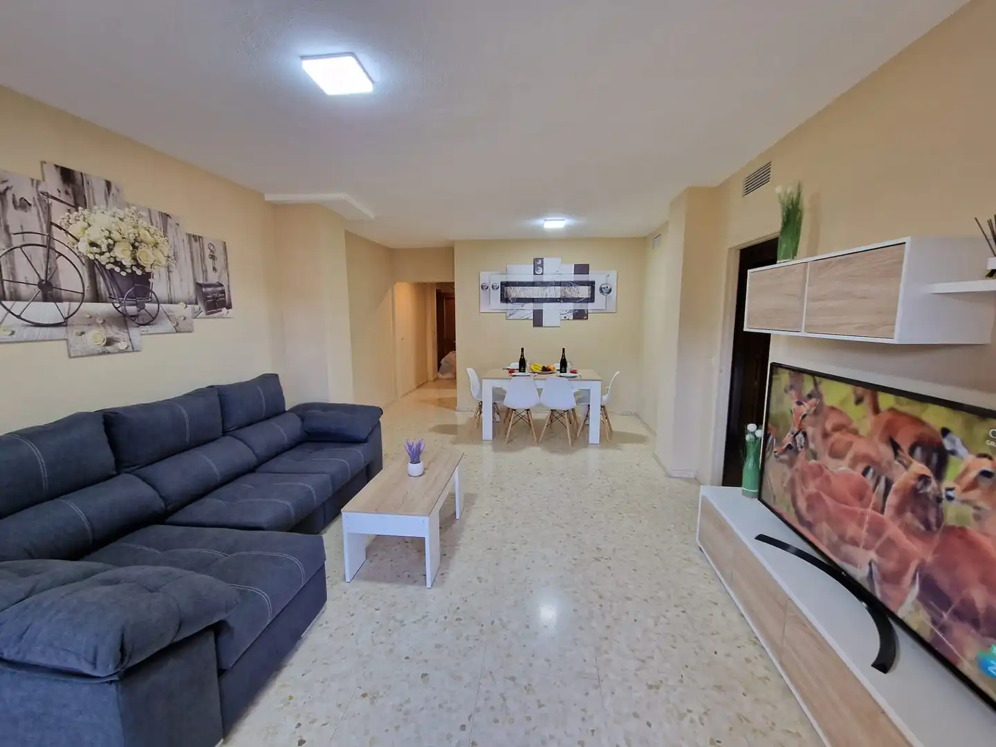 Sala d'estar de Apartament de lloguer en Dénia amb Aire condicionat, Calefacció i Terrassa