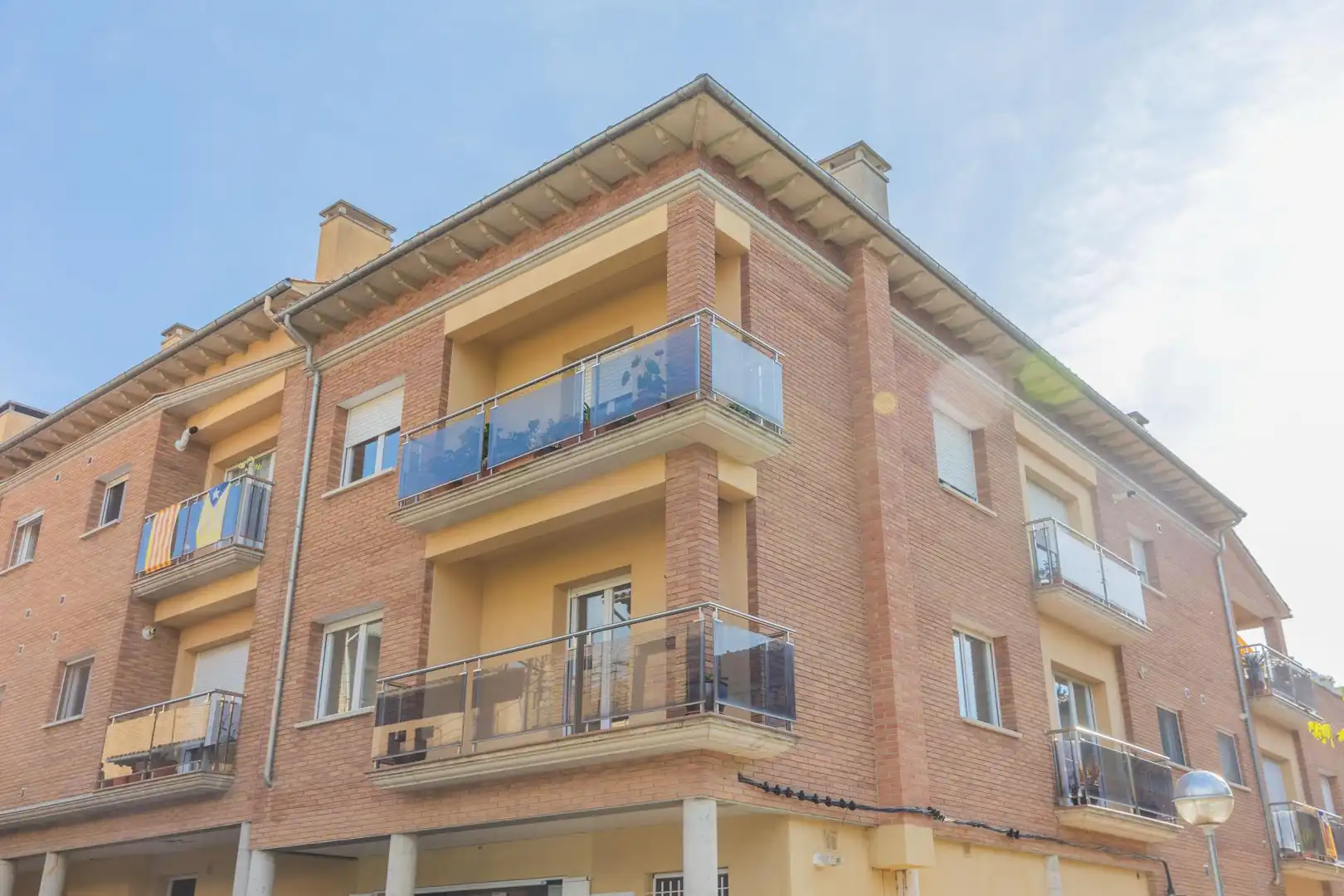 Außenansicht von Wohnung zum Verkauf in Sant Quirze de Besora mit Heizung, Terrasse und Ofen