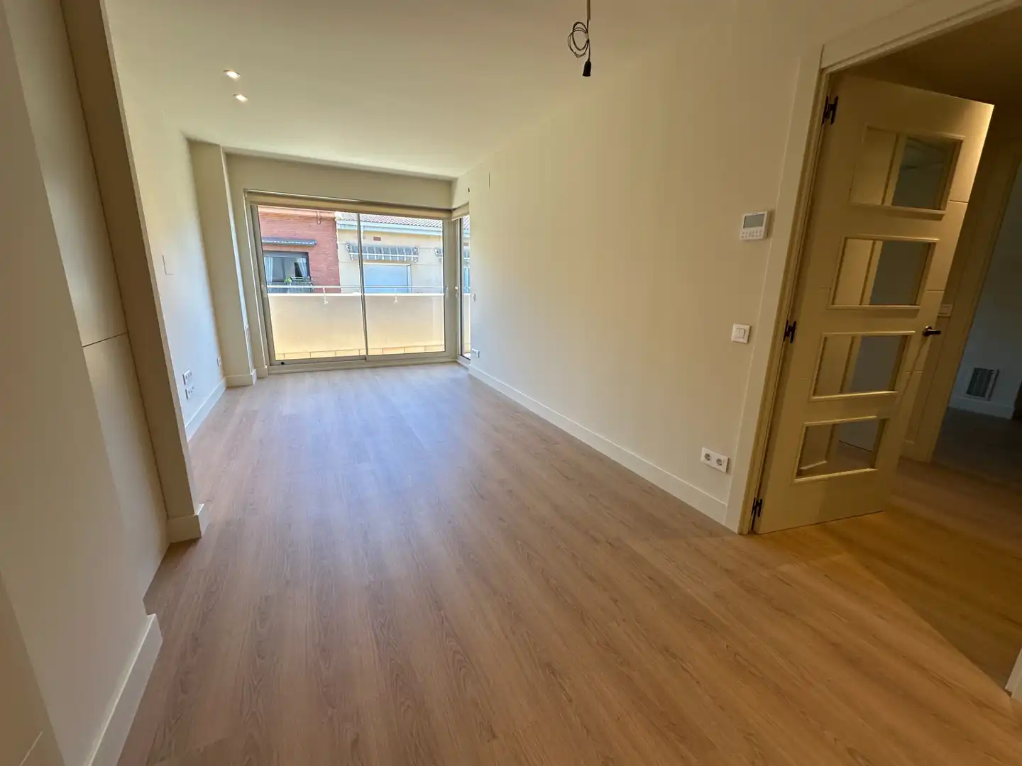 Neubau-Wohnung mit Terrasse zum Verkauf in Avinguda de Catalunya 55, imagen 2