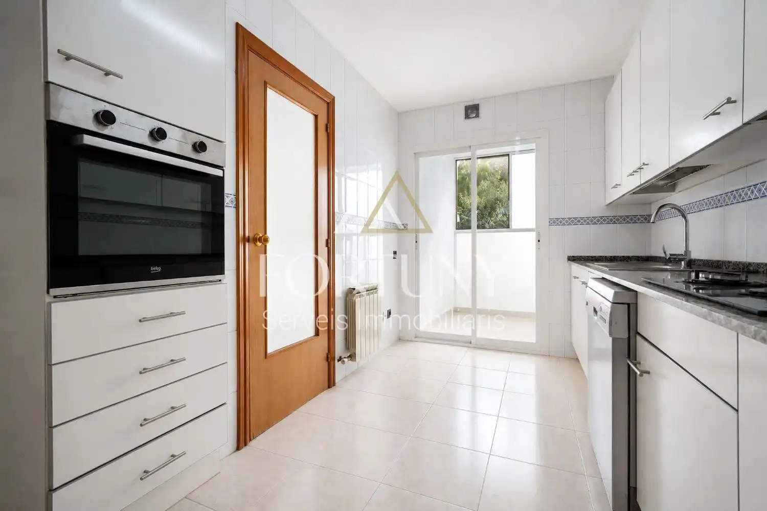 Flat with terrace for sale in de l'Alcalde Joan Bertran 40, imagen 2