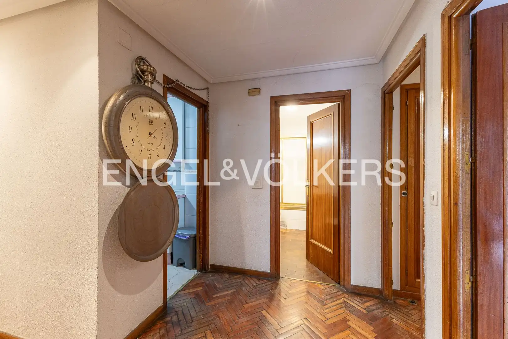 Wohnung zum Verkauf in Madrid mit Heizung und Parkett