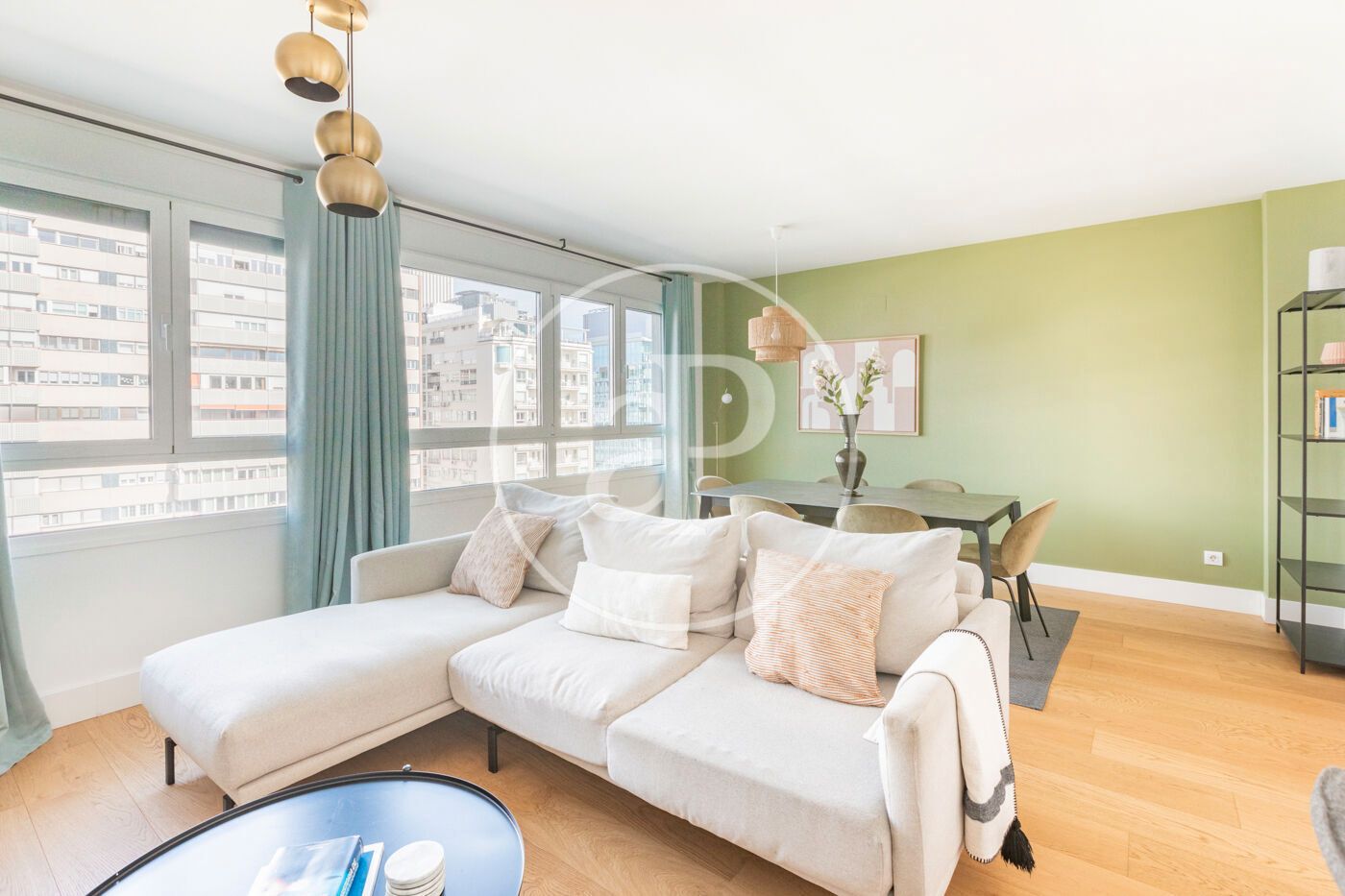 Living room of Flat for rent in  Madrid Capital  with Air Conditioner, Heating and Private garden