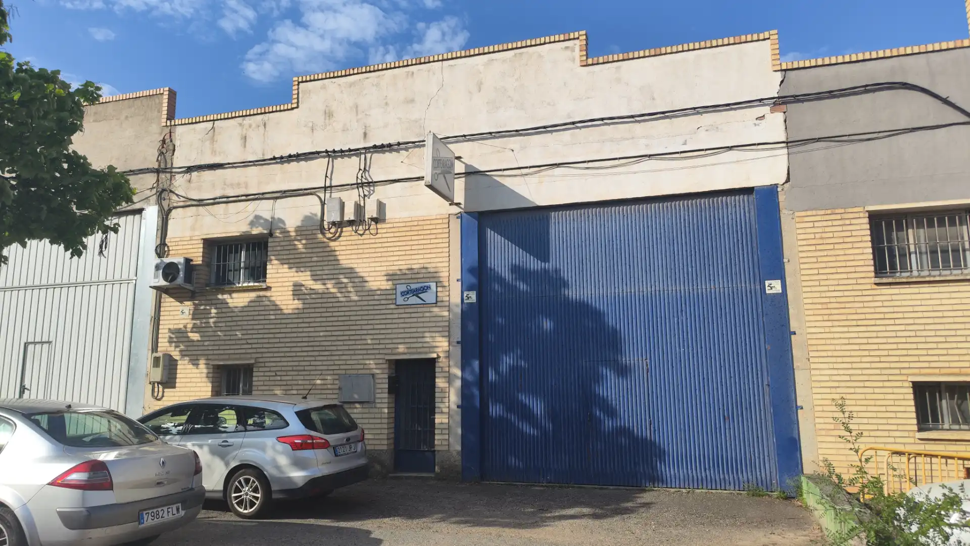 Nave industrielle à louer à Avenida del Rosario 9K