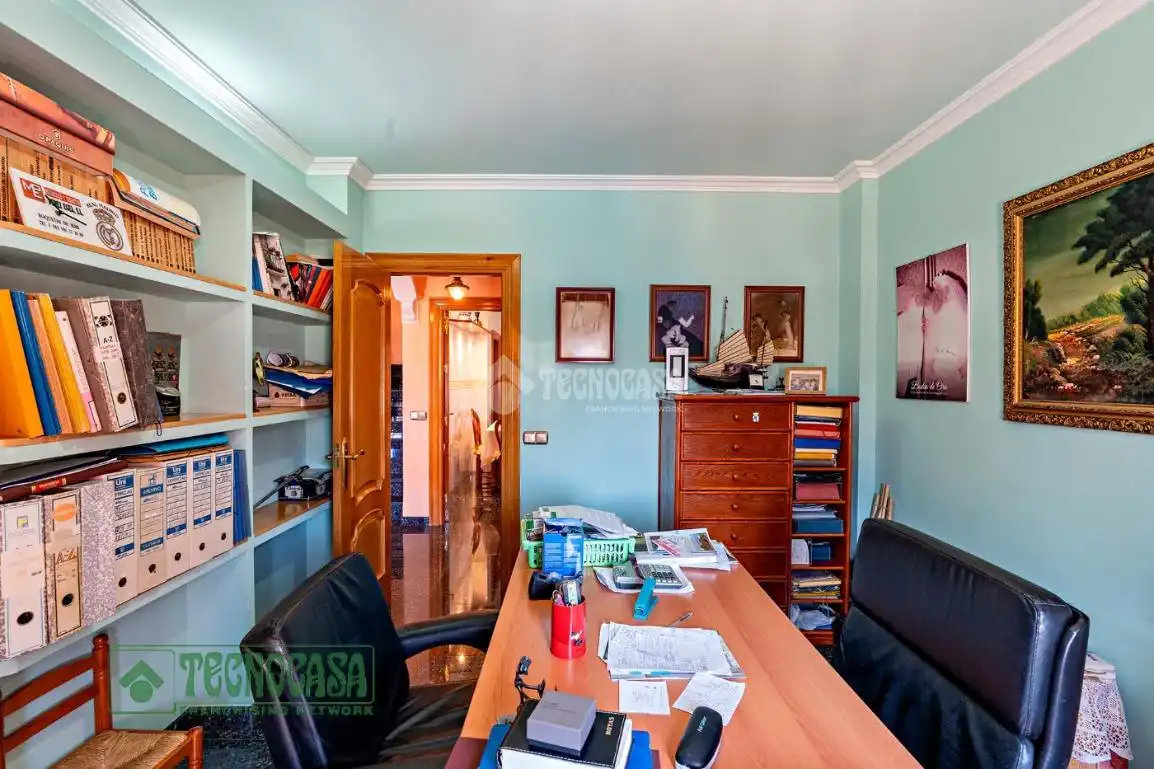 Casa o xalet en venda en Roquetas de Mar amb Calefacció, Parquet i Terrassa