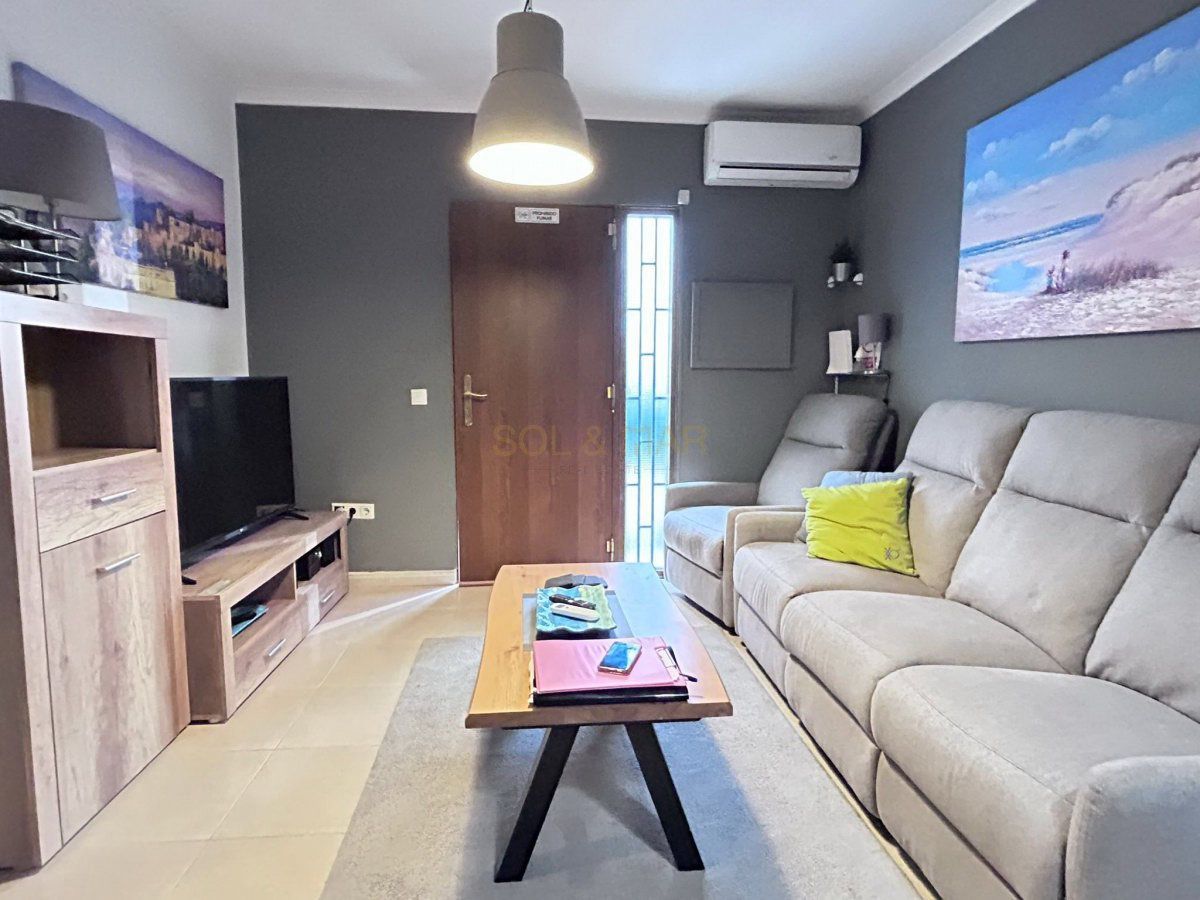 Sala d'estar de Pis en venda en Torremolinos amb Aire condicionat, Parquet i Moblat