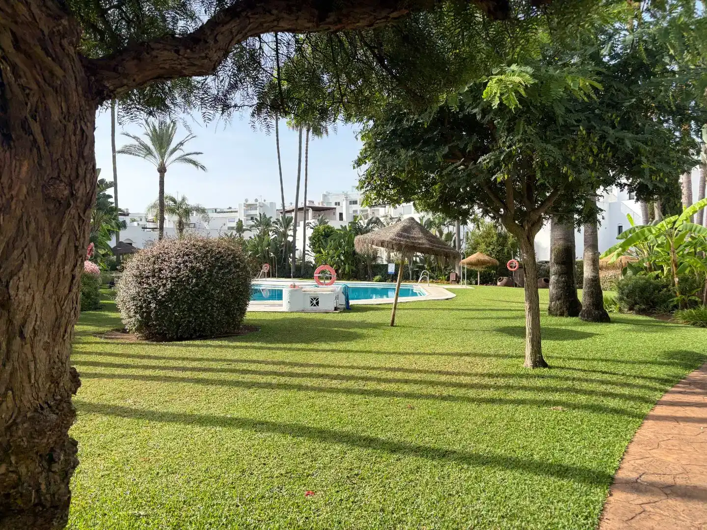 Einfamilien-Reihenhaus zur Miete in Marbella, Málaga