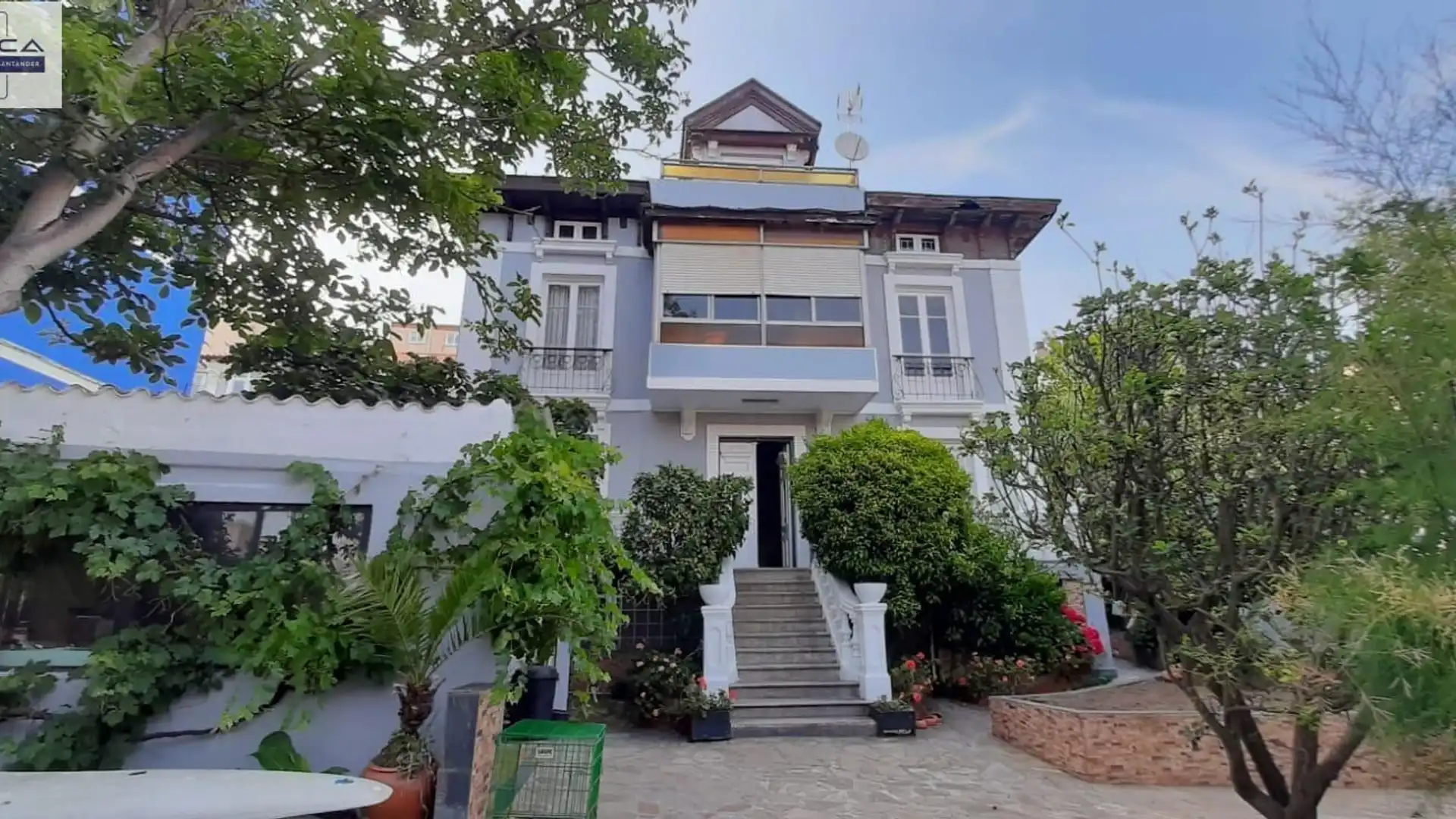 Vista exterior de Casa o chalet en venta en Santander con Jardín privado, Terraza y Amueblado