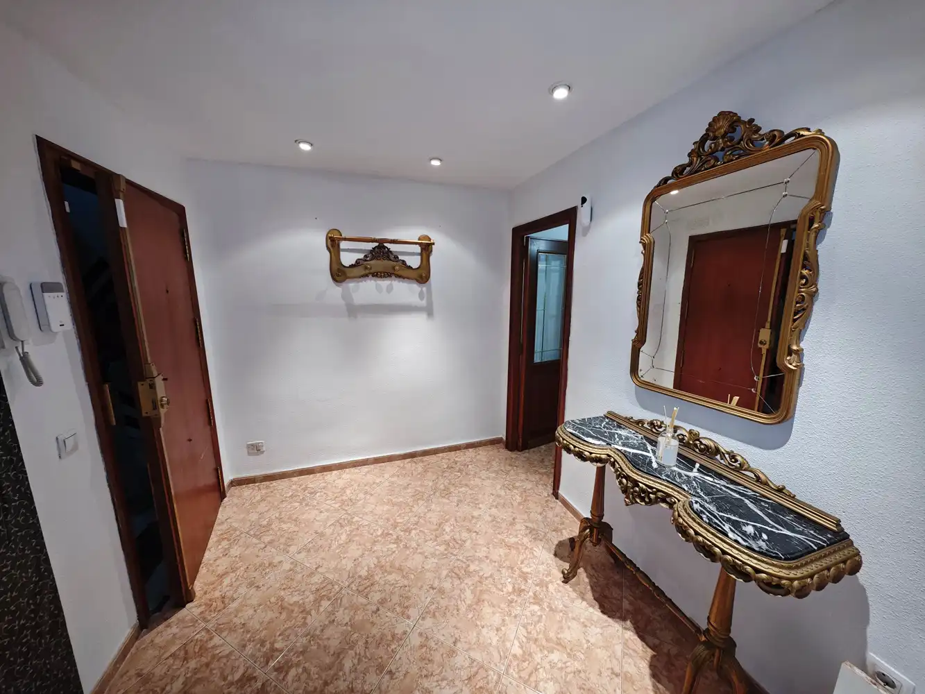 Flat with lift for sale in Avinguda de la República Argentina 27, imagen 4