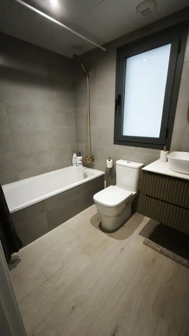 Bany de Casa adosada en venda en Vélez-Málaga amb Jardí privat, Terrassa i Traster