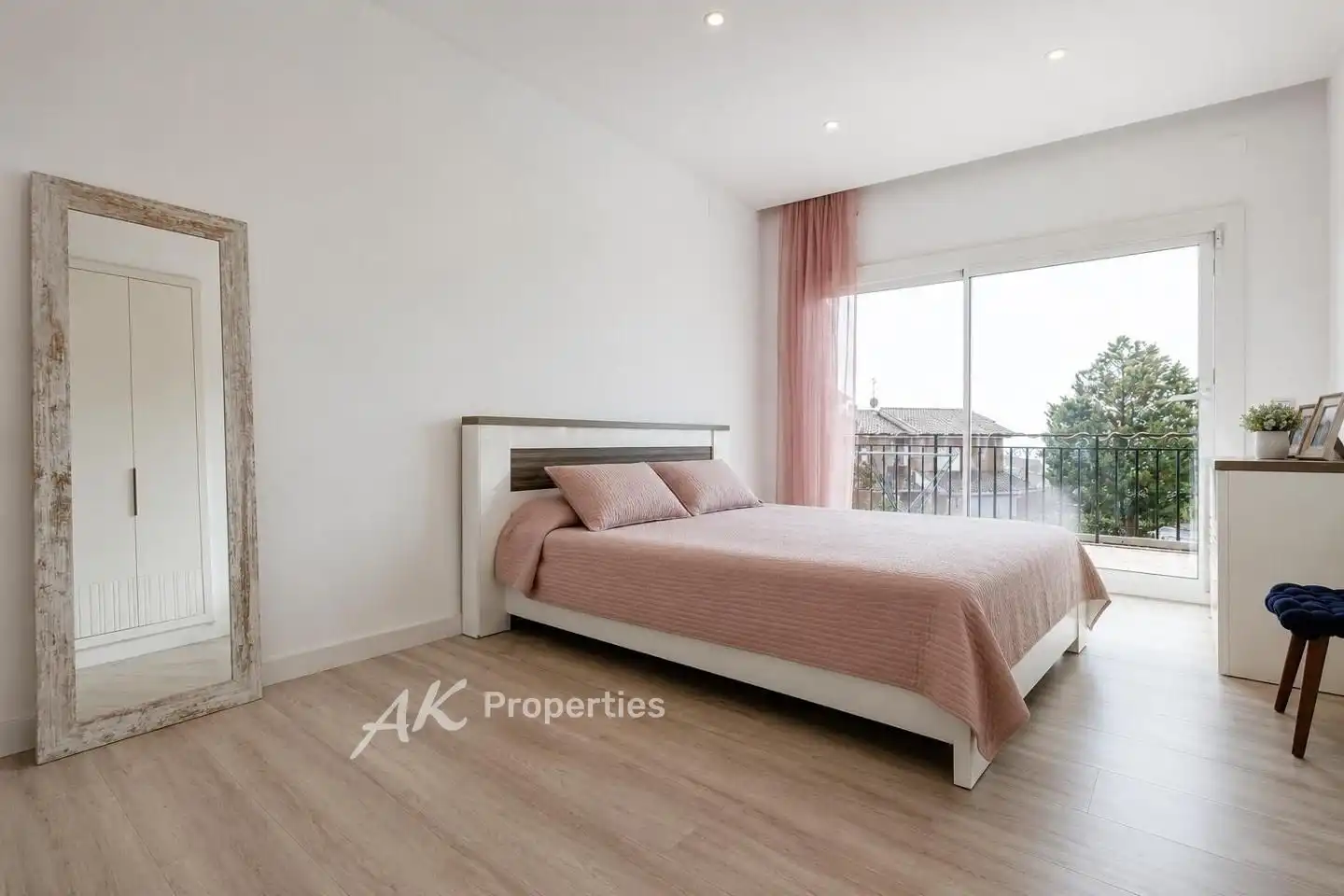 Casa con piscina in vendita a Avinguda Patagònia, imagen 13